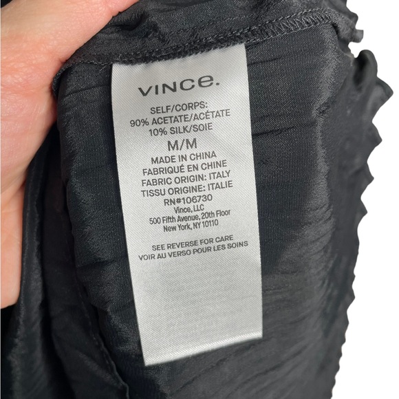 Vince | NWT Crinkle Pleat V-Neck Midi Dress Black M - Picture 7 of 11